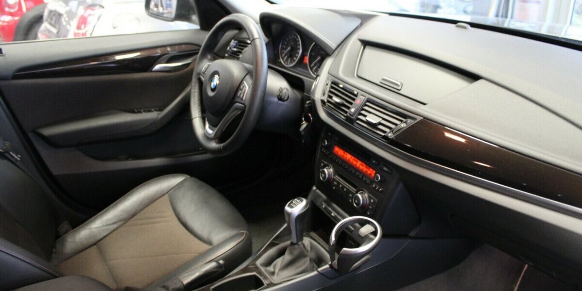 BMW X1 sDrive 18d xLine - WENIG KM - 47.500 km 14.980 &euro; Euskirchen 53881