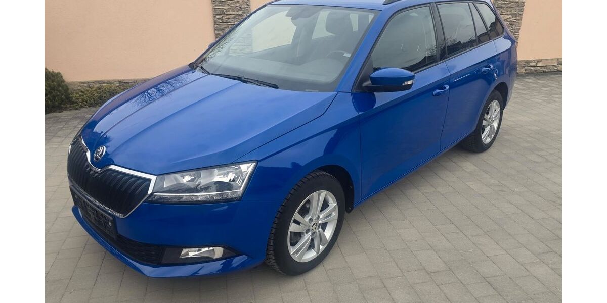 Skoda Fabia 25.315 km 13.790 &euro; Falkensee 14612