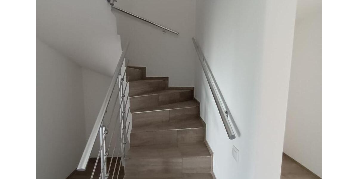 Doppelhaushälfte Wewelsfleth - 4 Zimmer, 130 m&sup2;, 1.350&euro; | Angebot:26193447