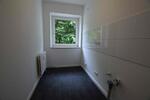 +++ Zum Einzug bereit! Renovierte 3-RaumWohnung mit Wanne und Balkon +++