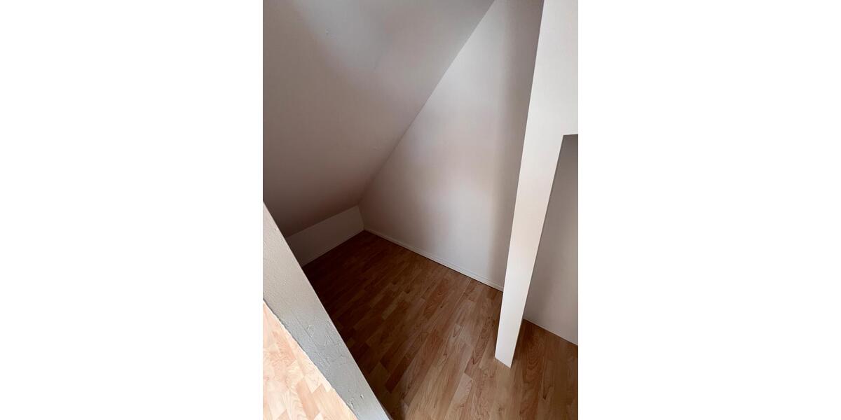 Einfamilienhaus Siegburg - 2 Zimmer, 82 m&sup2;, 1.153&euro; | Angebot:26450212