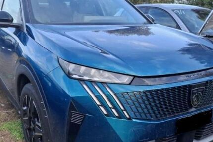 Peugeot 5008 24.276 km 29.180 &euro; Rüsselsheim 65428