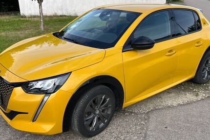 Peugeot e-208 84.000 km 16.000 &euro; Dillingen a.d.Donau / Fristingen 89407