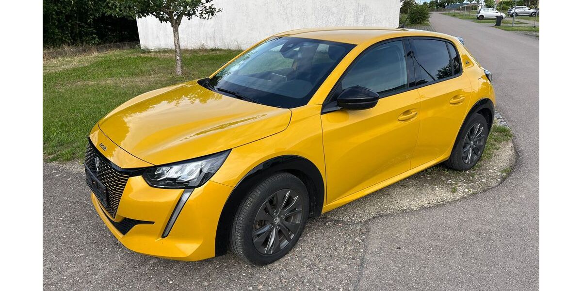 Peugeot e-208 84.000 km 16.000 &euro; Dillingen a.d.Donau / Fristingen 89407