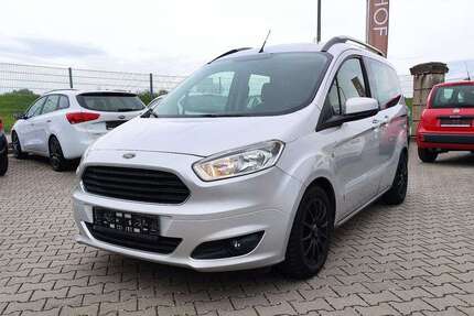 Ford Tourneo Courier 102.682 km 8.390 &euro; Speyer 67346