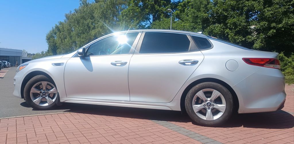 Kia Optima 85.000 km 9.500 € Nürnberg 90475