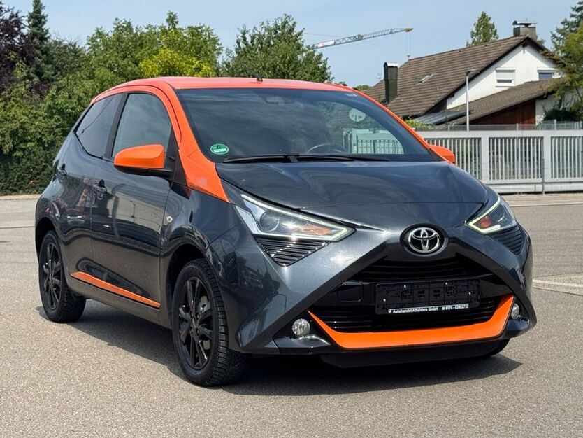 Aygo (X)