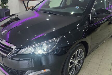 Peugeot 308 226.000 km 4.900 &euro; Recklinghausen 45661