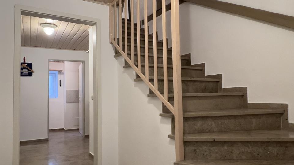 ***MEHRGENERATIONENWOHNUNG MIT ALTSTADT-CHARME*** 5 zimmer