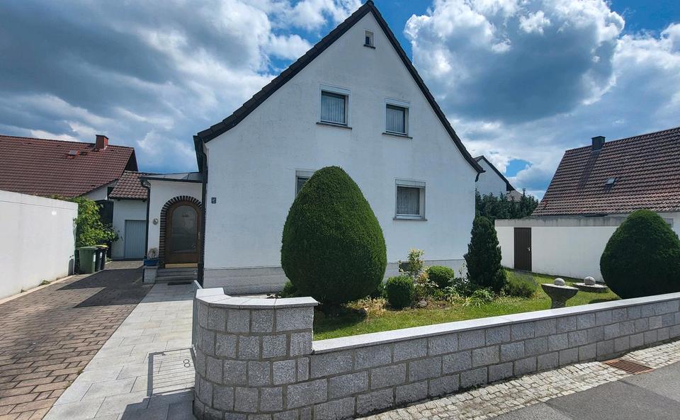 Einfamilienhaus Ebersdorf bei Coburg - 4 Zimmer, 125 m&sup2;, 259.000&euro; | Angebot:27025557