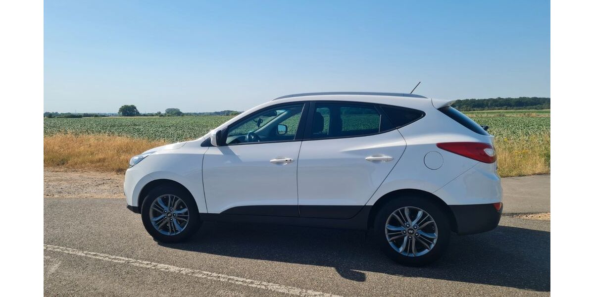 Hyundai ix35 119.000 km 9.750 &euro; Bad Münstereifel 53902