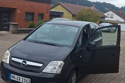 Opel Meriva 174.000 km 2.050 € Fichtenberg 74427