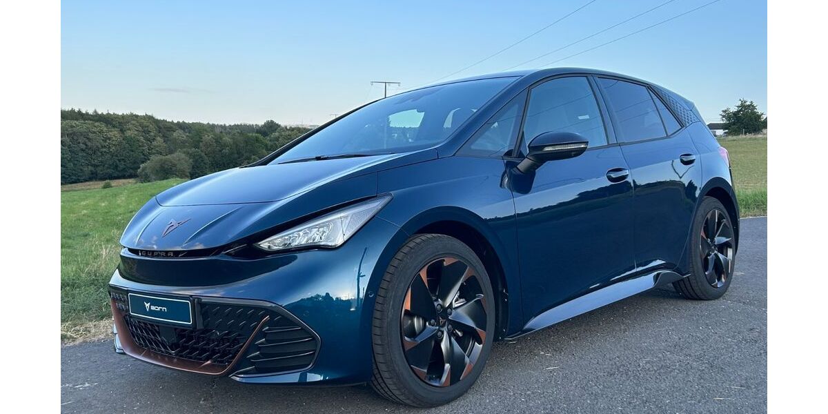 Cupra Born 1.030 km 33.990 &euro; Nauort 56237