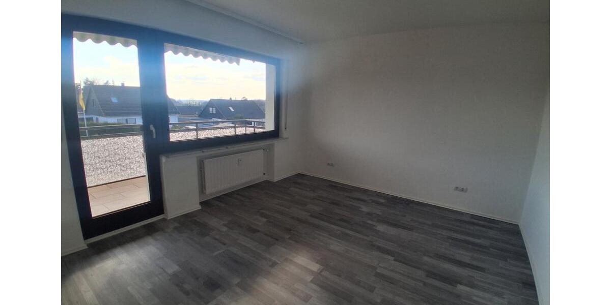 Etagenwohnung Wiehl - 4 Zimmer, 101 m&sup2;, 960&euro; | Angebot:26019155