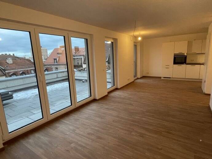 3-Zi.-Whg. mit Dachterrasse und Einbauküche B15 3 zimmer