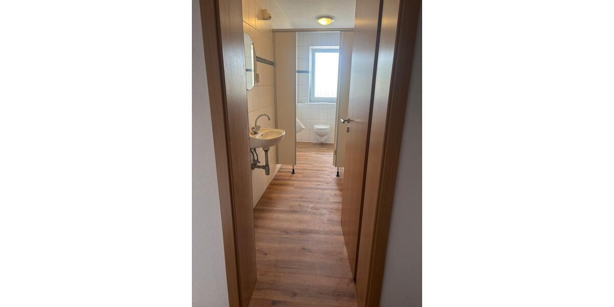 Erdgeschoßwohnung Großheide - 2 Zimmer, 105 m&sup2;, 900&euro; | Angebot:26415891