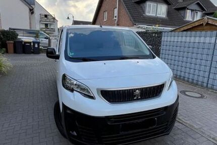 Peugeot Expert 176.086 km 9.000 &euro; Ratingen 40885