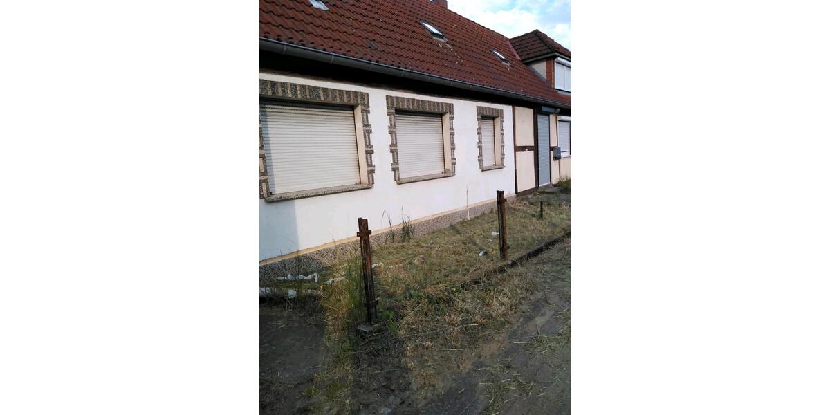 Doppelhaushälfte Tangerhütte - 4 Zimmer, 88 m&sup2;, 44.000&euro; | Angebot:26821678
