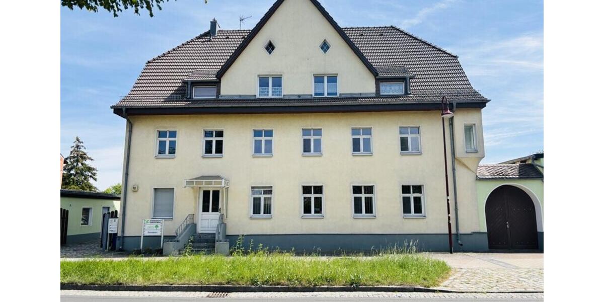 Büro zentrale Lage in Neuenhagen - mit Empfang und Gäste-WC zimmer