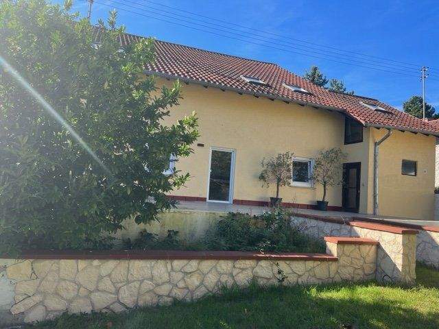 Ein Raumwunder!! Freistehendes 2-3 Familienhaus in ländlicher Gegend von Rehlingen-Siersburg zu verkaufen -Nähe Frankreich- 1 zimmer