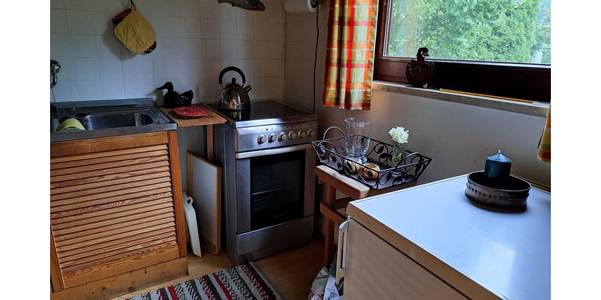 Wochenend-Ferienhaus auf idyllischem Grundstück am Wald in Kirchseeon 2 zimmer