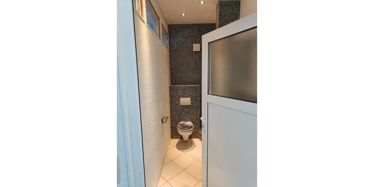 Dachgeschoßwohnung Hambühren - 1 Zimmer, 30 m&sup2;, 350&euro; | Angebot:25483264