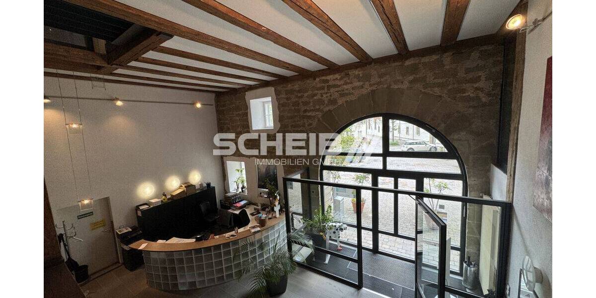 Moderne Bürofläche im historischen Altbau zimmer