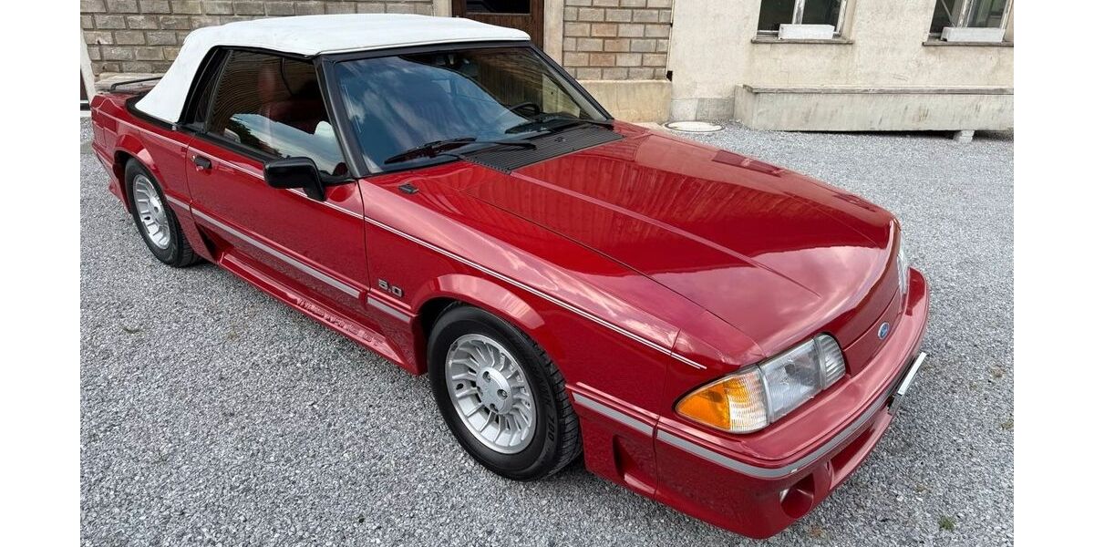 Ford Mustang 58.000 km 21.900 &euro; Jestetten 79798