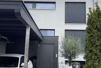 Haus Ulm - 5 Zimmer, 126 m&sup2;, 1.650&euro; | Angebot:27335802