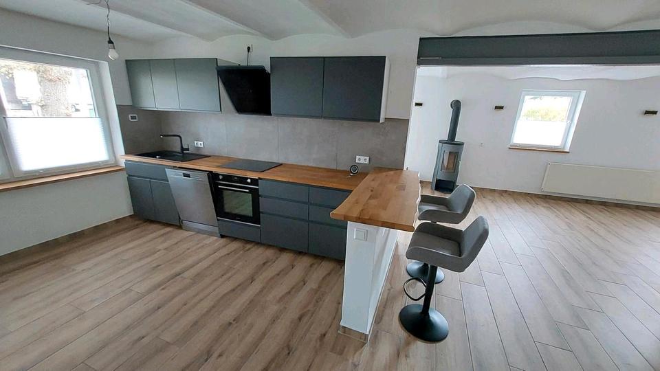 Erdgeschoßwohnung Schmallenberg - 4 Zimmer, 160 m&sup2;, 1.100&euro; | Angebot:26266809