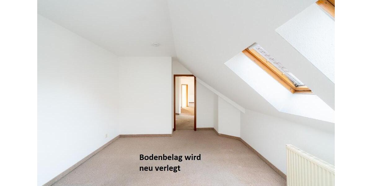 Moderne Dachgeschosswohnung mit sonnigem Westbalkon in zentraler Lage von Pulsnitz 4 zimmer