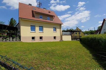 Vermietetes Zweifamilienwohnhaus in toller Lage!