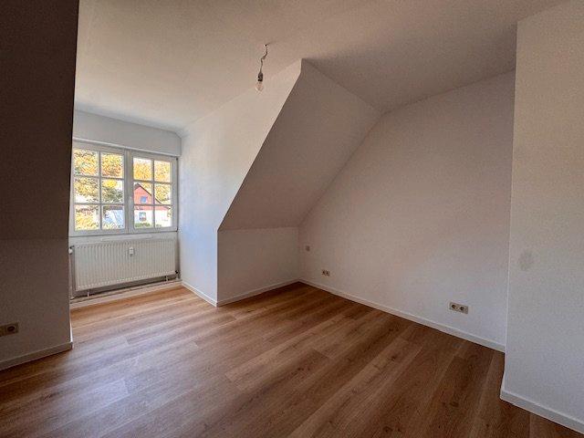 Dachgeschoßwohnung Rotenburg an der Fulda - 2 Zimmer, 45 m&sup2;, 550&euro; | Angebot:26300713