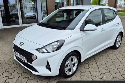 Hyundai i10 9.900 km 13.990 &euro; Rostock 18146