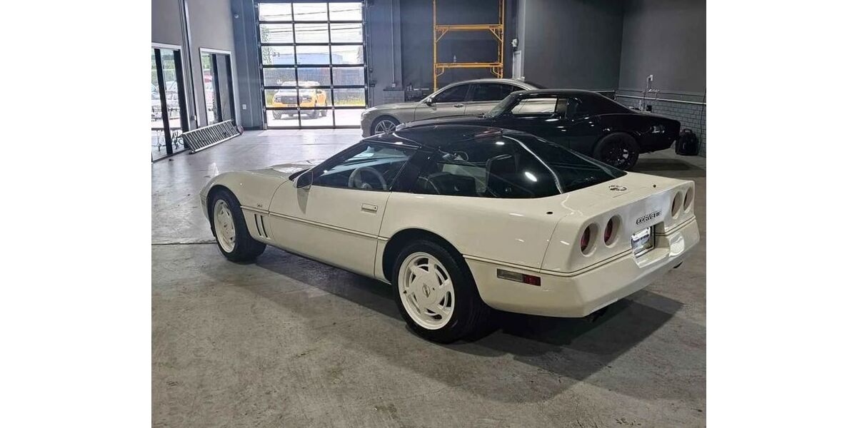 Corvette C4 54.700 km 27.489 &euro; Bremerhaven-Lehe 27576