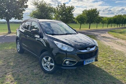 Hyundai ix35 205.000 km 7.400 &euro; kade 39307