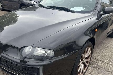 Alfa Romeo 147 235.000 km 999 &euro; Murr 71711