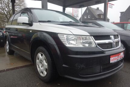 Dodge Journey 108.000 km 3.990 &euro; Hof 95030