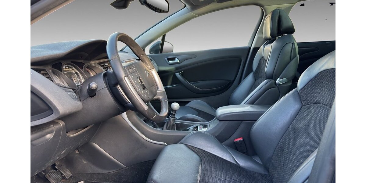 Citroen C5 2,0 HDI 140 Exclusive Leder Xenon Pano 1.Hd 314.065 km 2.500 &euro; Wuppertal 42327