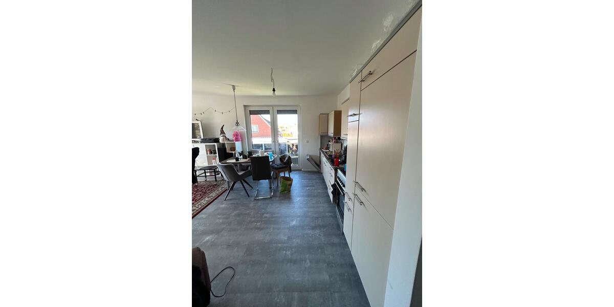Etagenwohnung Bremerhaven Schiffdorferdamm - 3.5 Zimmer, 92 m&sup2;, 1.410&euro; | Angebot:26396712