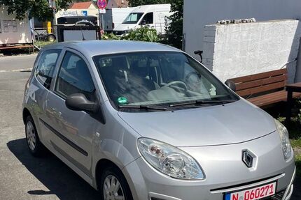 Renault Twingo 138.952 km 1.300 € Fürth 90768