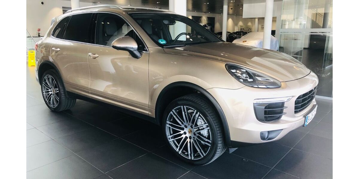 Porsche Cayenne 249.000 km 33.950 &euro; Brühl 68782