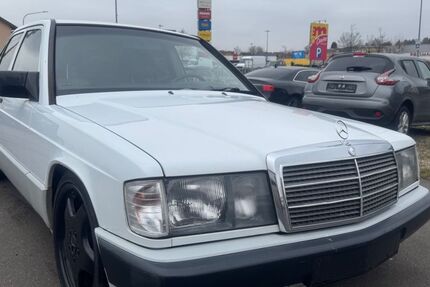 Mercedes-Benz 190 173.000 km 4.490 € Saarlouis 66740