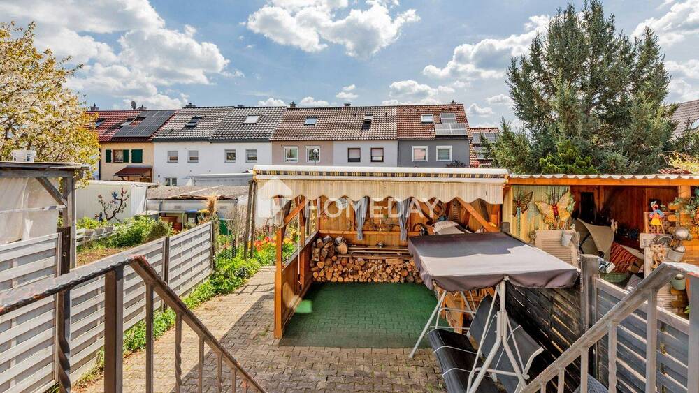 Reihenmittelhaus Reutlingen Römerschanze - 4 Zimmer, 78 m&sup2;, 287.000&euro; | Angebot:26487175
