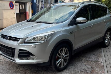 Ford Kuga 164.000 km 2.990 &euro; Solingen 42697
