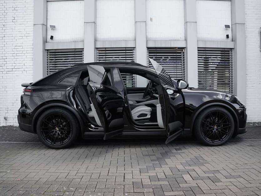 Porsche Macan 3.200 km 96.500 € Hürth (bei Köln) 50354