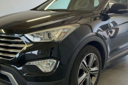 Hyundai Grand Santa Fe 137.621 km 17.499 &euro; Mönchengladbach 41238