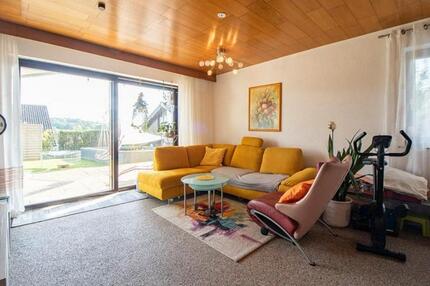 3 Zimmer EG Wohnung 87 qm mit Terrasse zentral in Mietingen