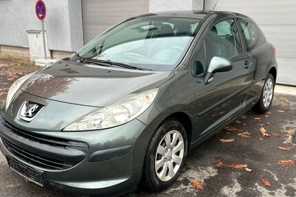 Peugeot 207 181.030 km 1.990 € Berlin 13435