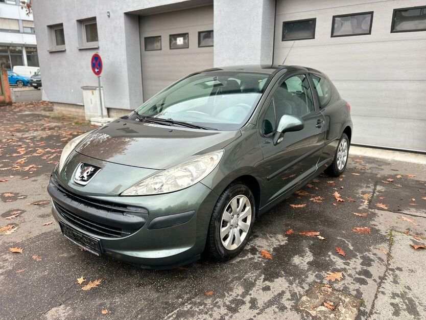 Peugeot 207 181.030 km 1.990 € Berlin 13435